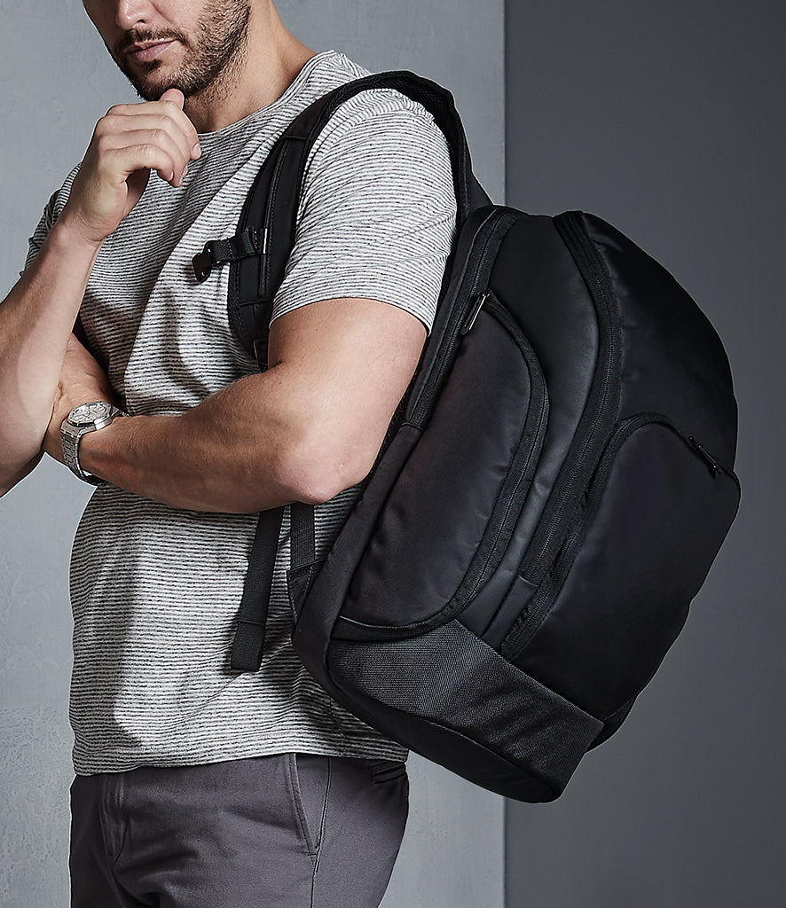 Quadra Pro-Tech Charge Backpack Quadra
